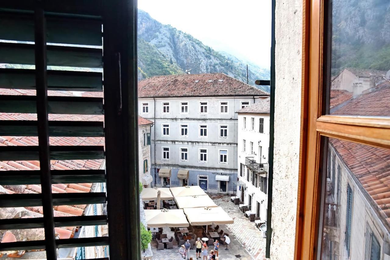 Cozy 2 Bedroom Apartment In Antique Bizanti Palace Kotor Dış mekan fotoğraf